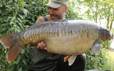 Adam Penning with Bertie's Linear from the Main Lake - 37lb 2oz