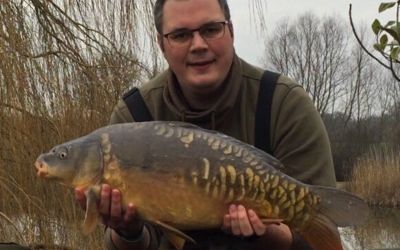 Kevin Miller with a classic Car Park Lake winter Mirror